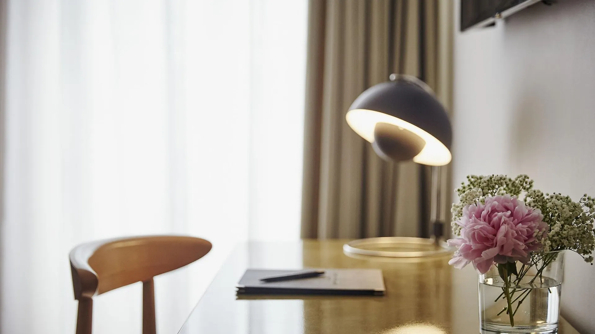 9Hotel Republique Paris Hotel