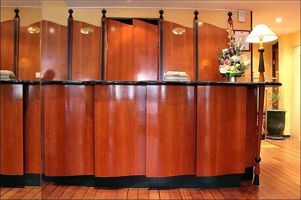 **** Hotel 9Hotel Republique Paris France