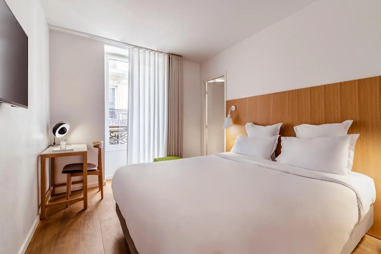 9Hotel Republique Paris Hotel
